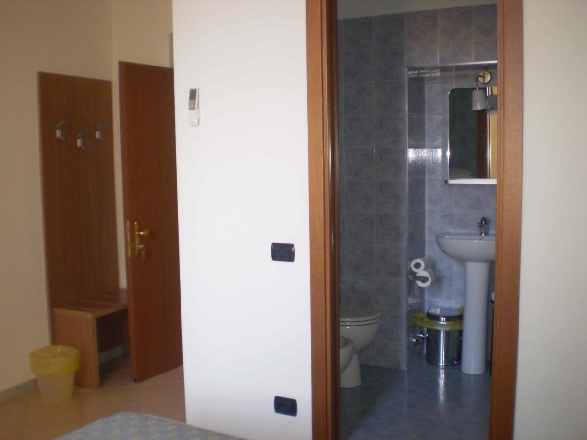 Albergo Posta Genova Exterior foto